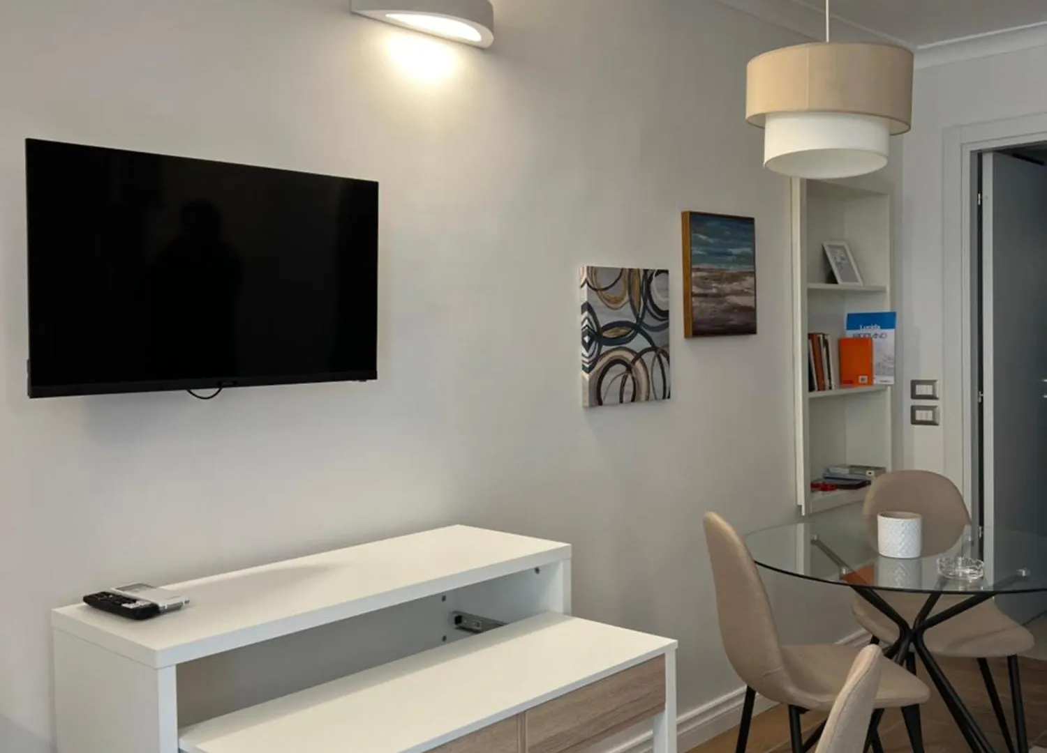 Queen House Naples