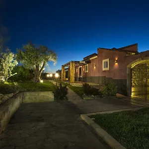 https://agriturismo-badiula.sicilyhotelsitaly.net